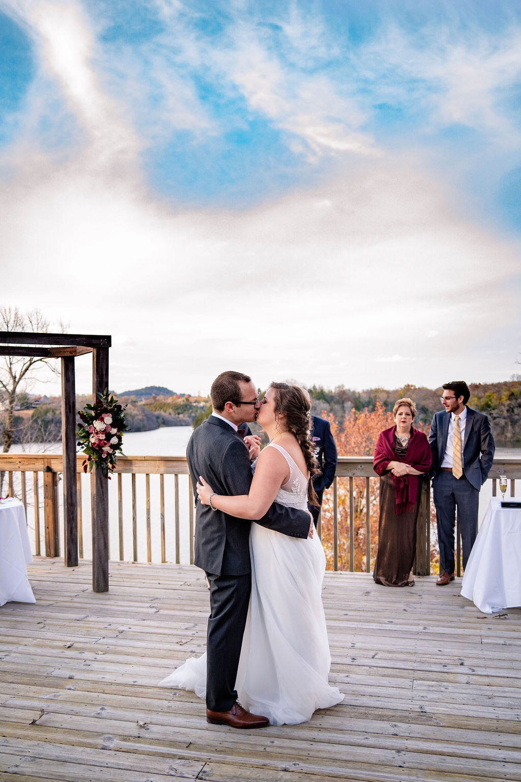 fall-wedding-eagle-ridge-resort-galena-chicago-photographer (77).jpg