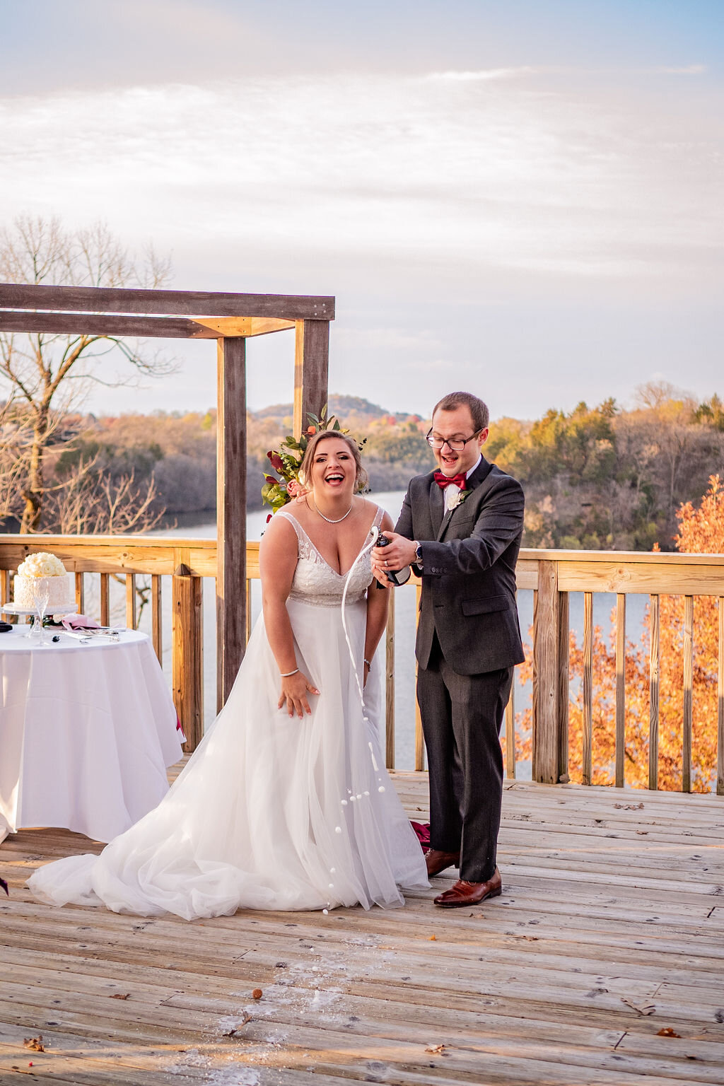 fall-wedding-eagle-ridge-resort-galena-chicago-photographer (89).jpg