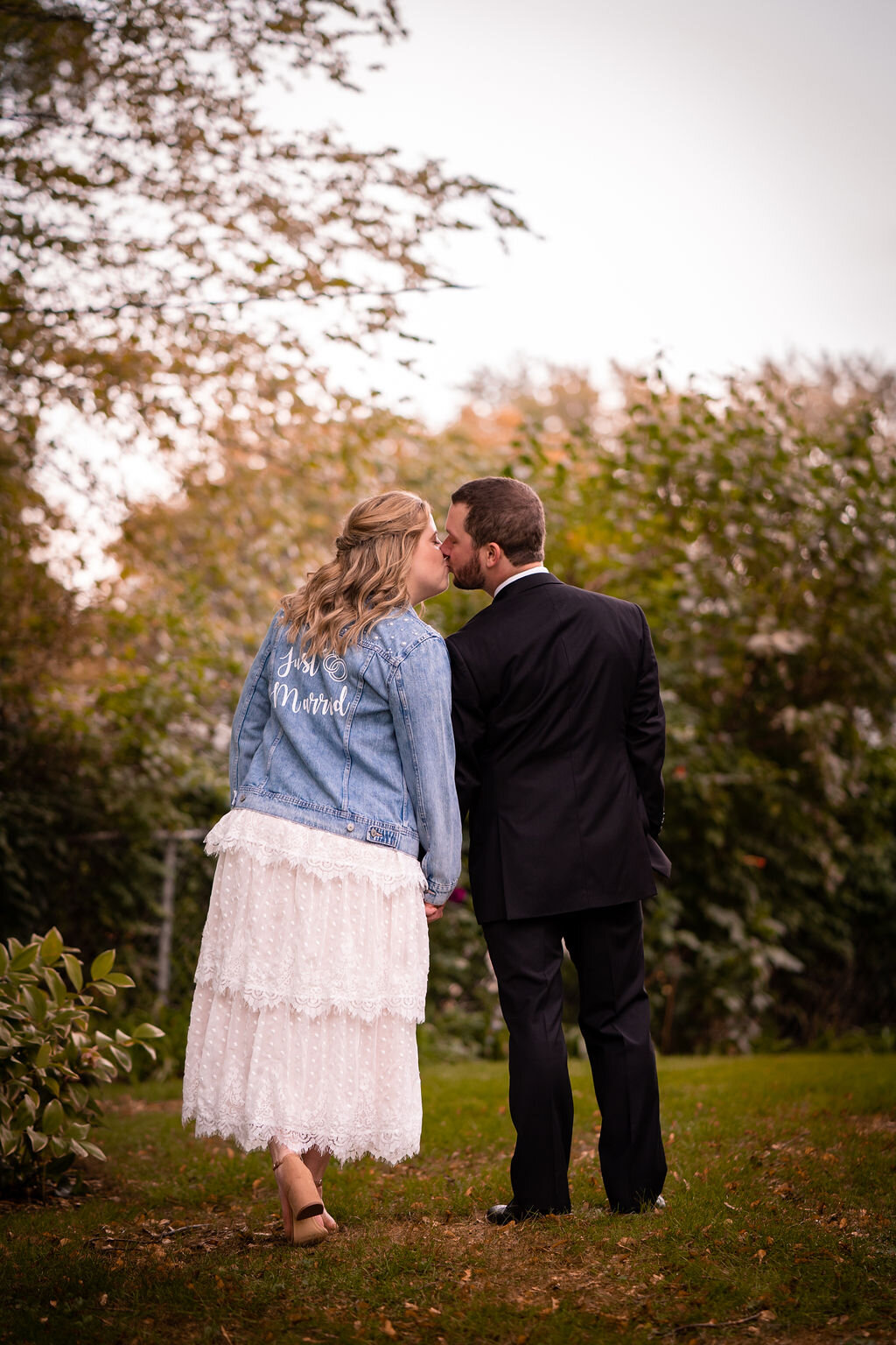 chicago-elopement-photography-wedding-at-home (45).JPG
