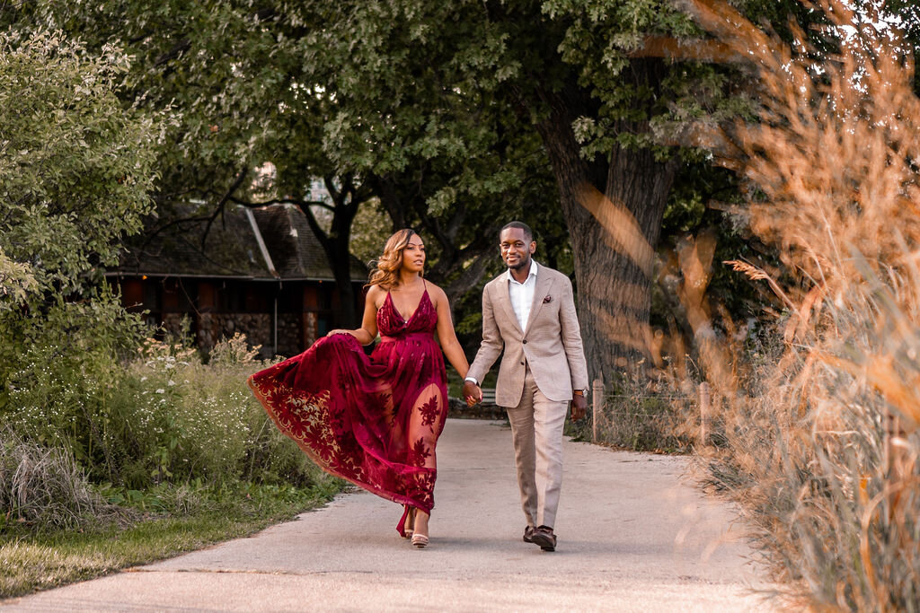 Lincoln-Park-Engagement-Photos (10).JPG