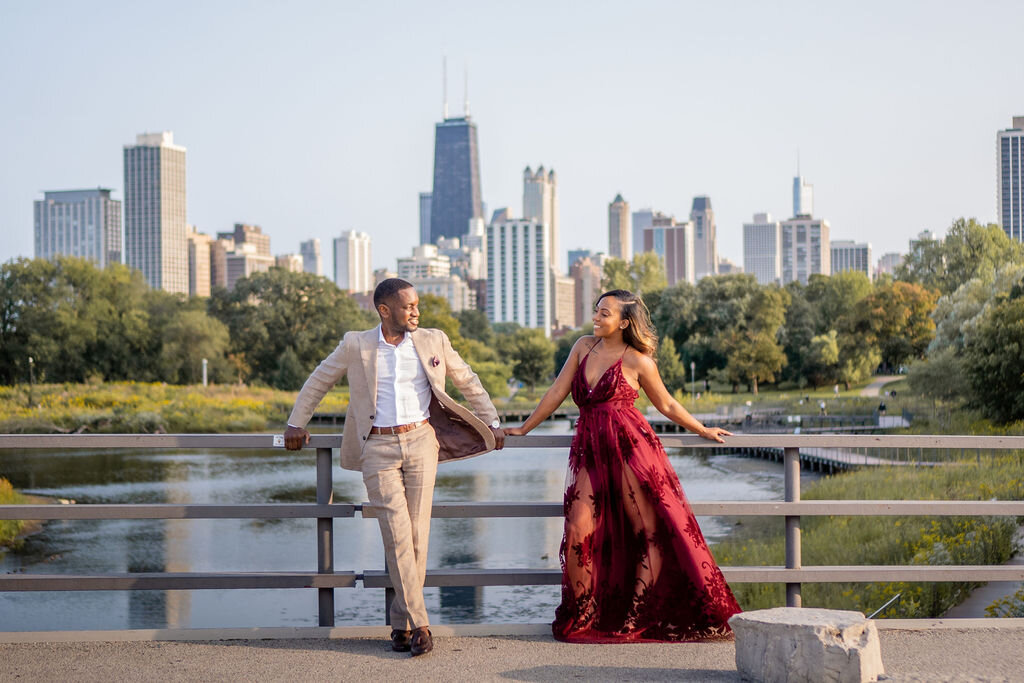 Lincoln-Park-Engagement-Photos (11).JPG