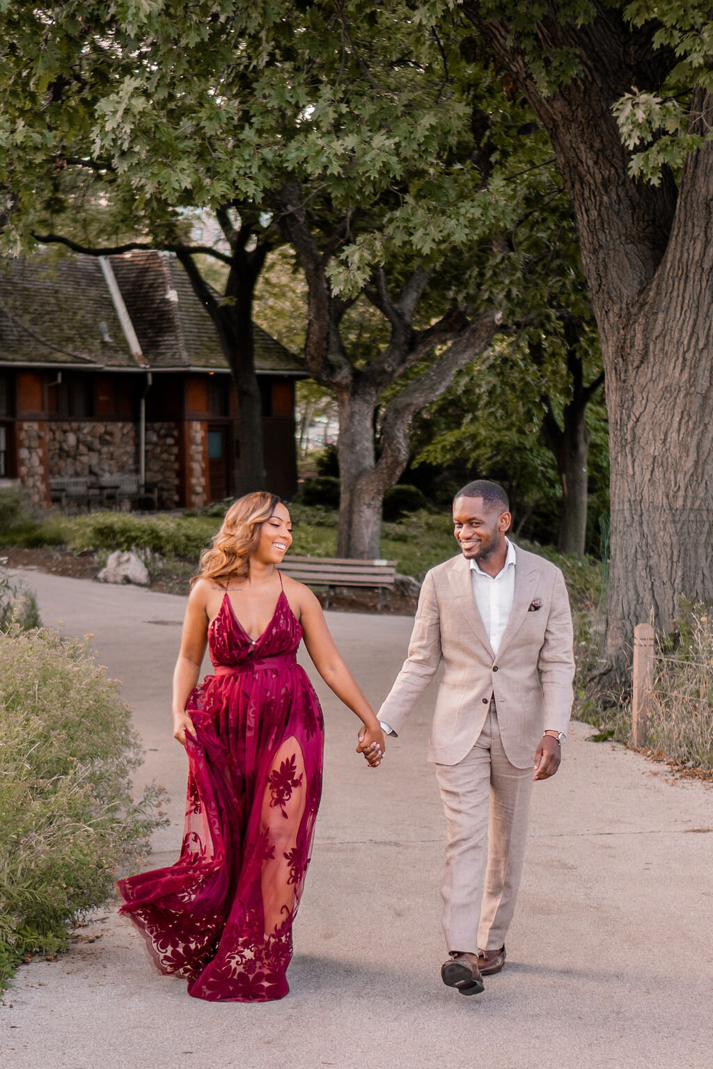 Lincoln-Park-Engagement-Photos (9).JPG