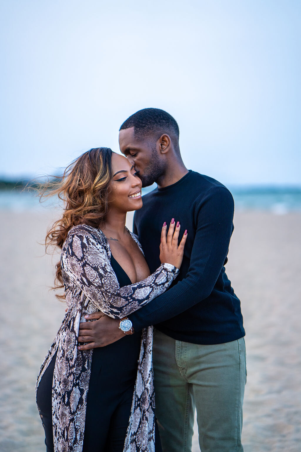 north-avenue-beach-chicago-engagement-photos (2).JPG