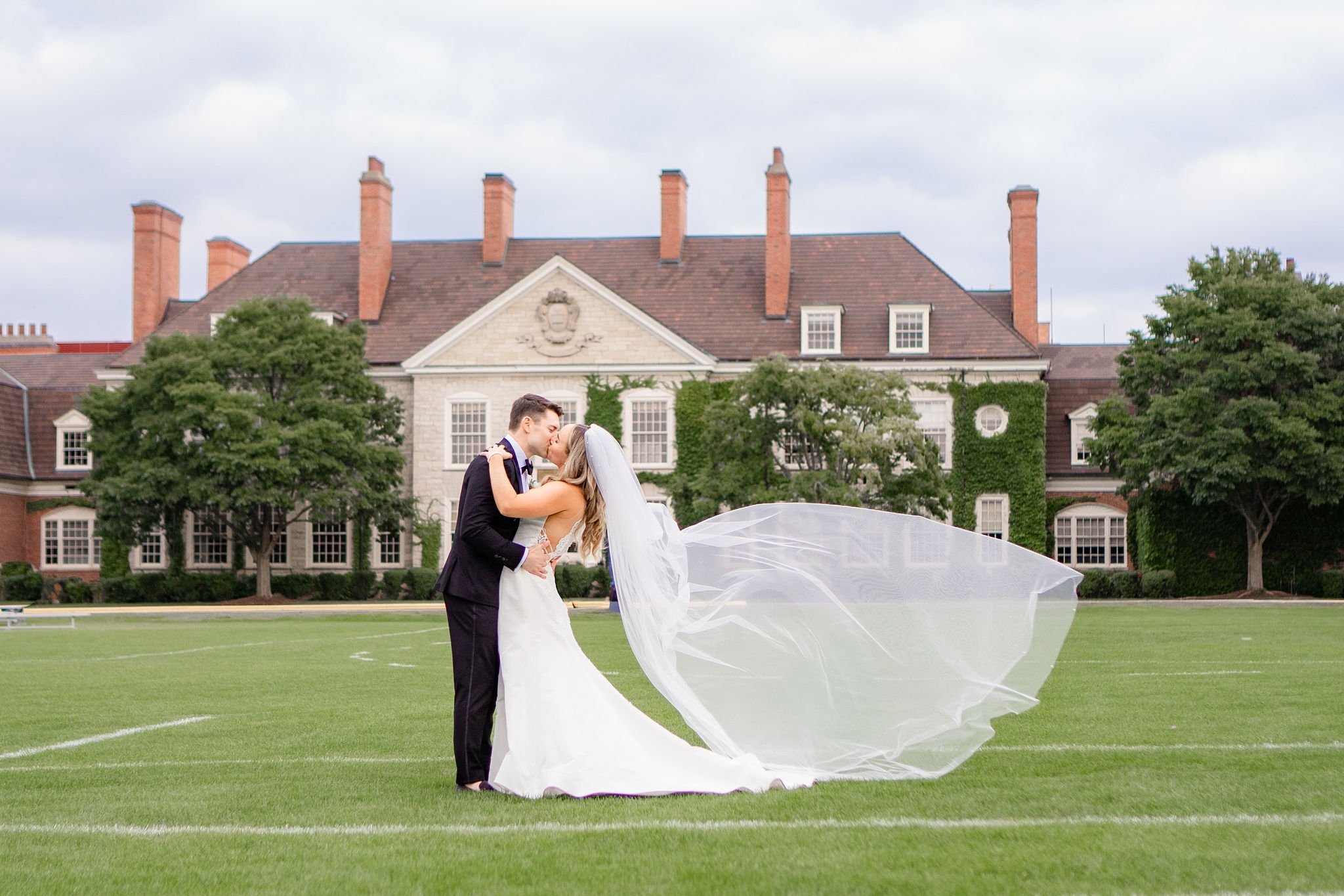 abbi-peter-onwentsia-club-wedding-811.jpg